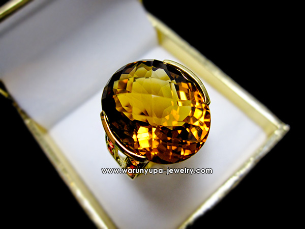 แหวน Citrin ทรง Super Glow